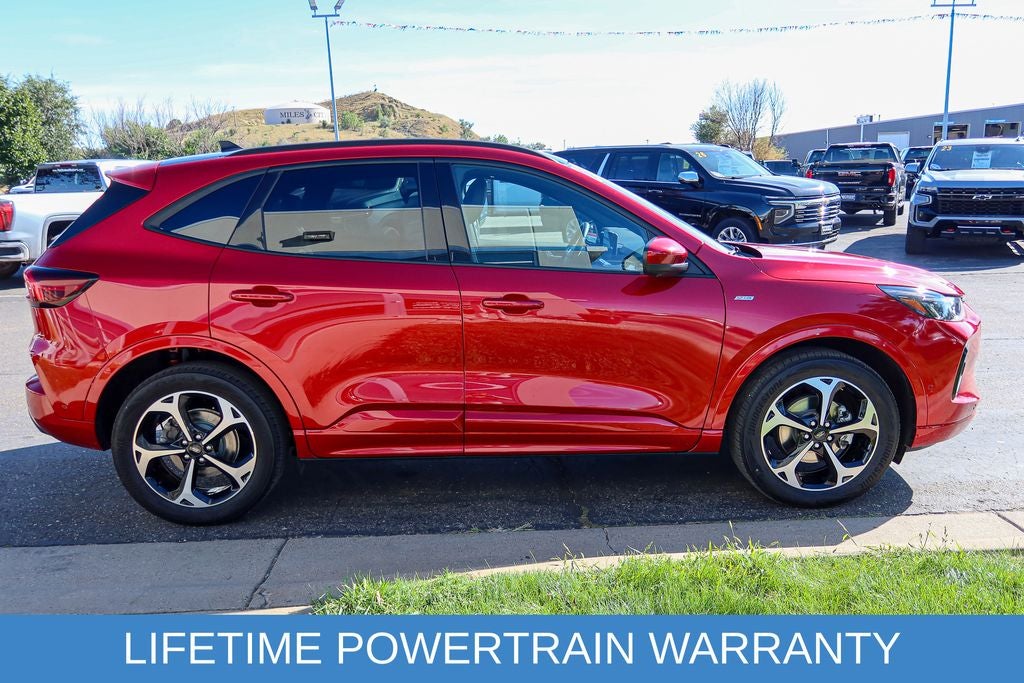 2023 Ford Escape ST-Line Elite