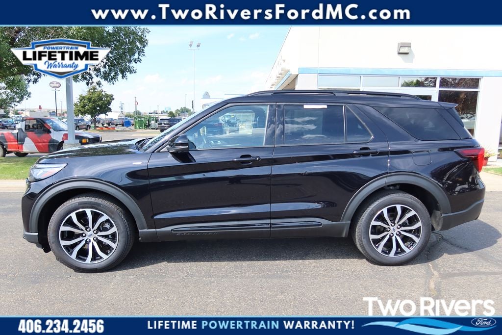 2025 Ford Explorer ST-Line