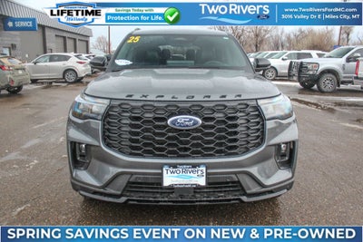 2025 Ford Explorer ST-Line