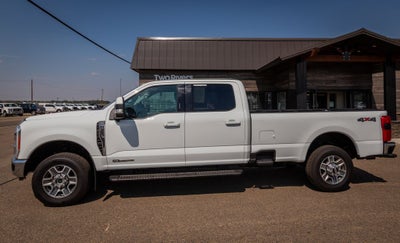 2023 Ford F-350SD Lariat
