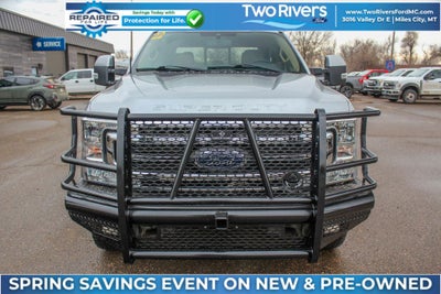 2022 Ford F-350SD Lariat