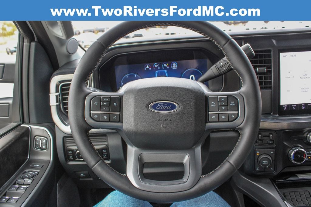 2025 Ford F-350SD Lariat