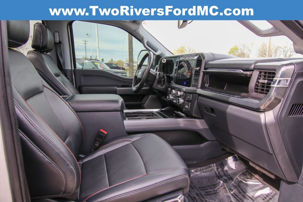 2024 Ford F-350SD Lariat DRW