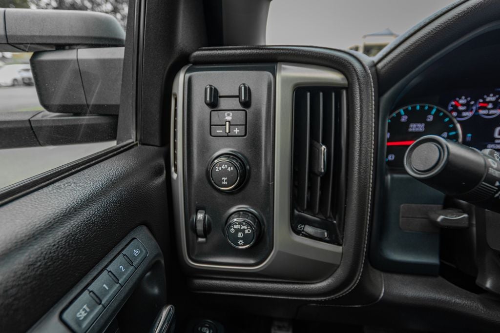2017 GMC Sierra 2500HD Denali
