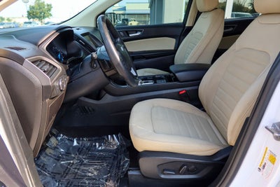 2020 Ford Edge SE