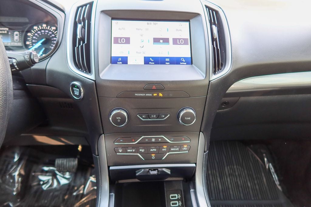 2020 Ford Edge SE