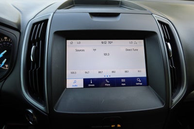 2020 Ford Edge SE