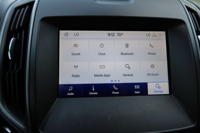 2020 Ford Edge SE