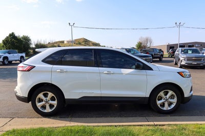 2020 Ford Edge SE