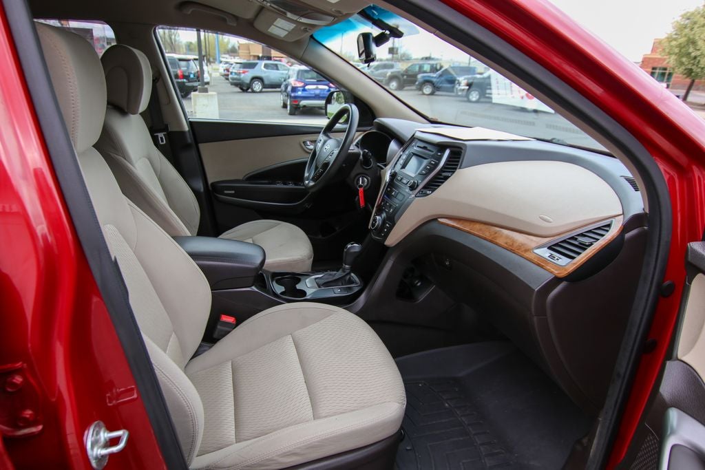 2016 Hyundai Santa Fe SE