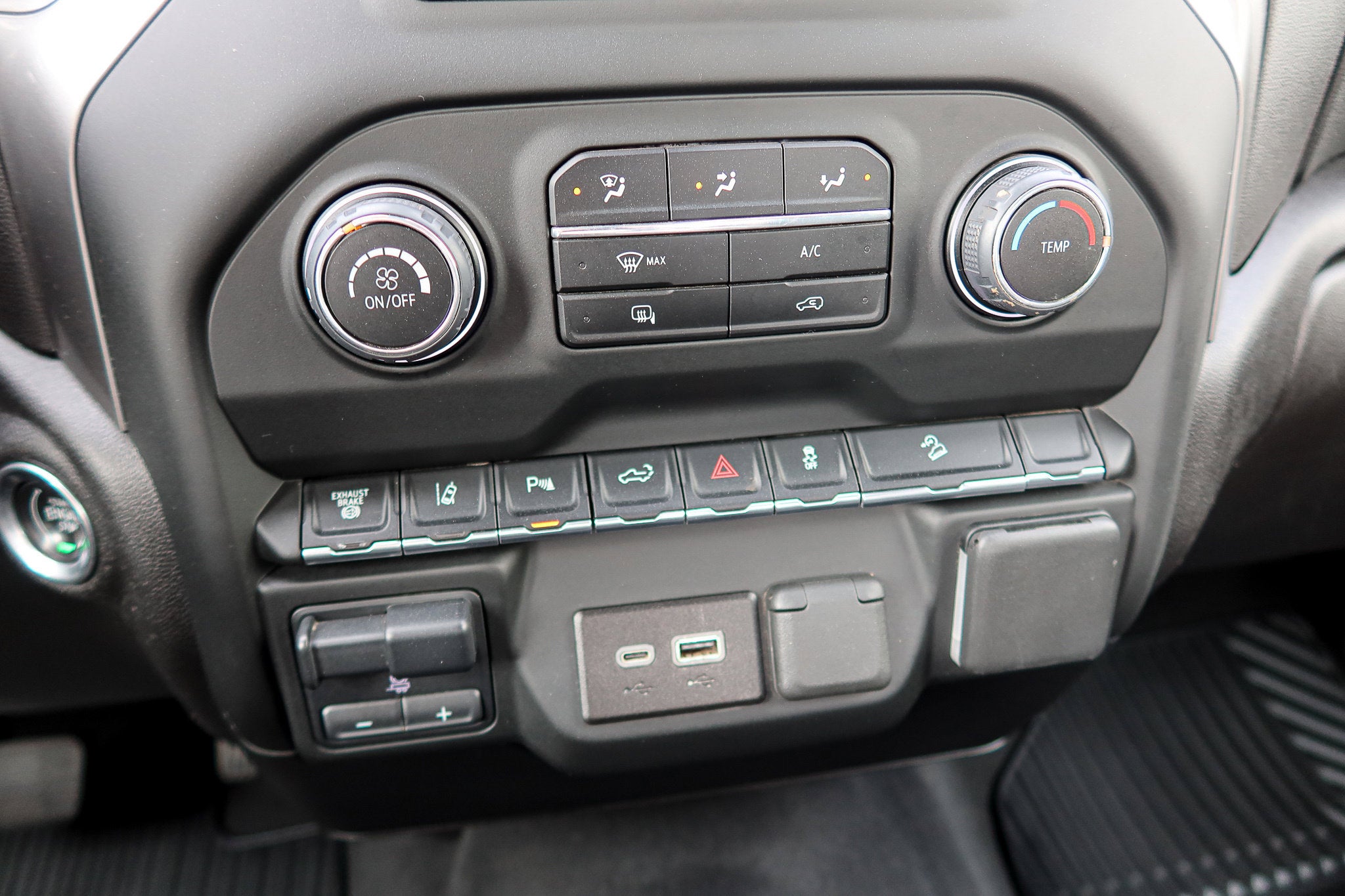 2024 Chevrolet Silverado 3500 HD WT
