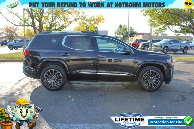 2023 GMC Acadia Denali