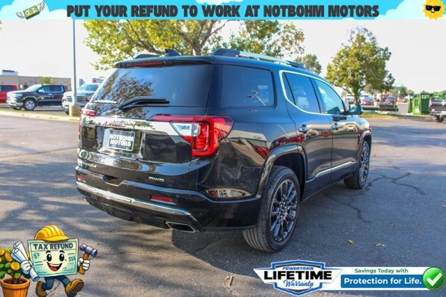 2023 GMC Acadia Denali