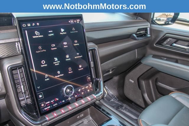 2025 GMC Yukon XL AT4