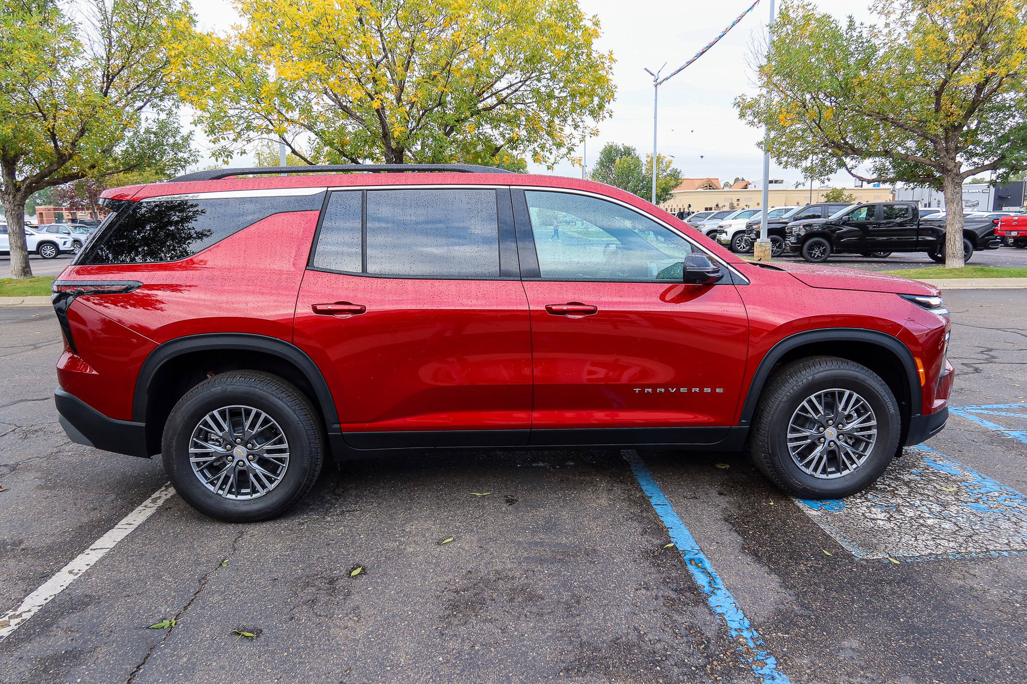 2027 Chevrolet Traverse LT