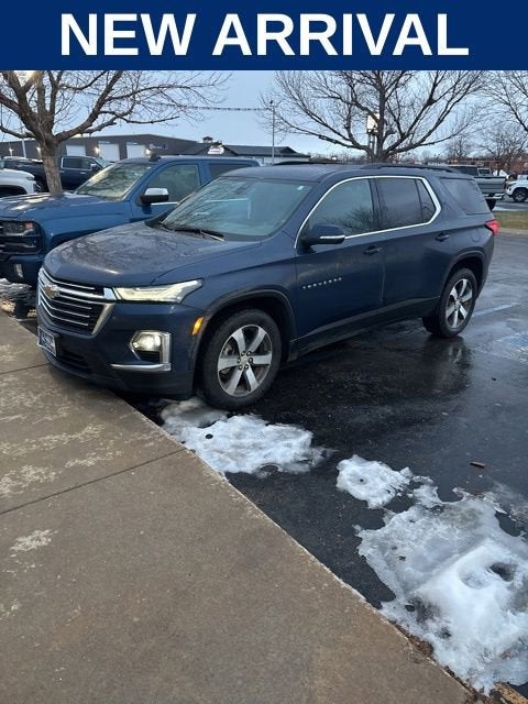 2022 Chevrolet Traverse LT Leather