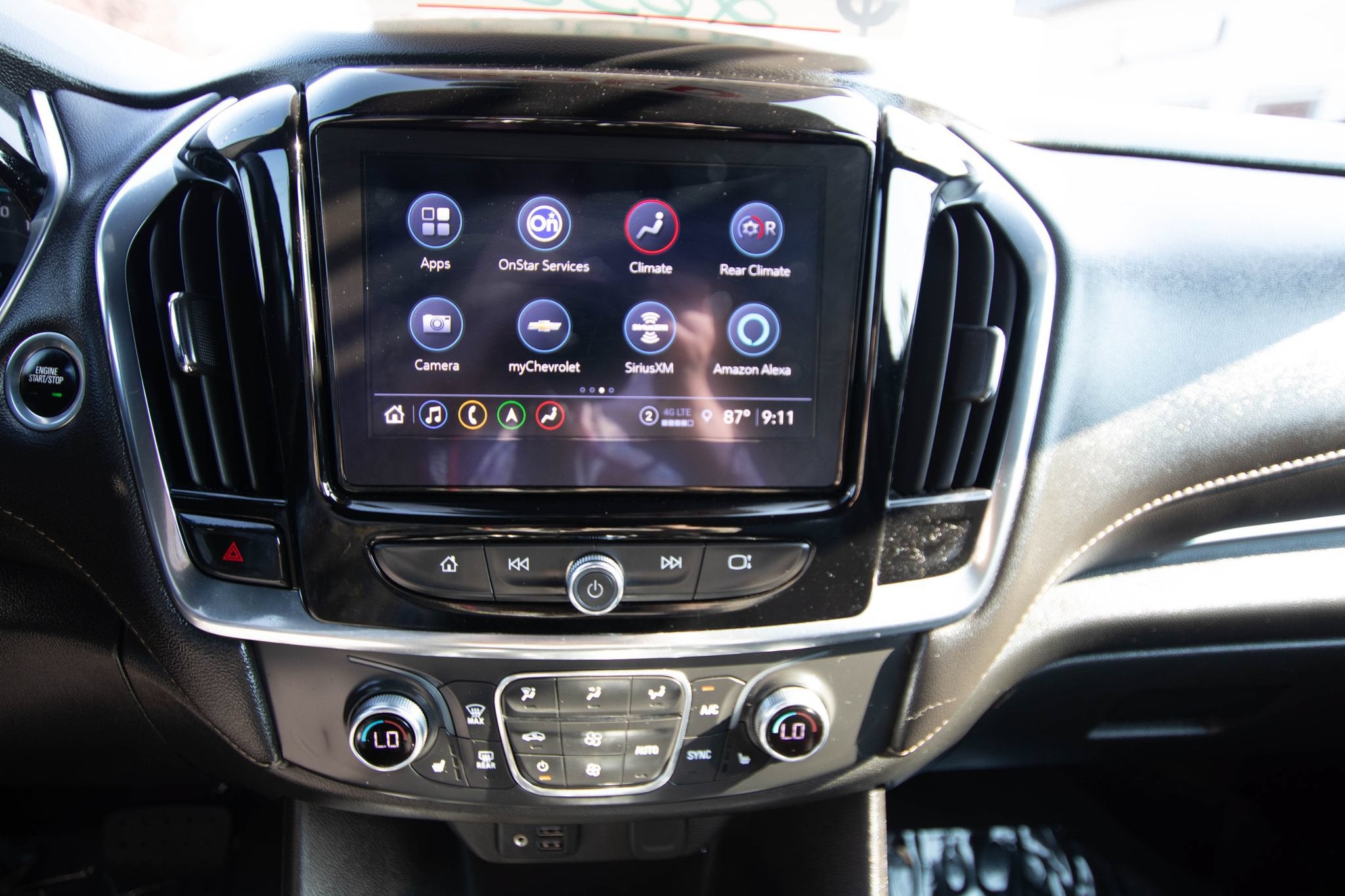 2022 Chevrolet Traverse LT Leather