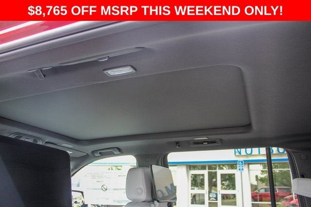 2025 Chevrolet Suburban Premier