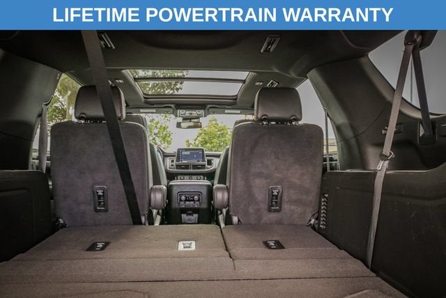 2024 Chevrolet Suburban RST