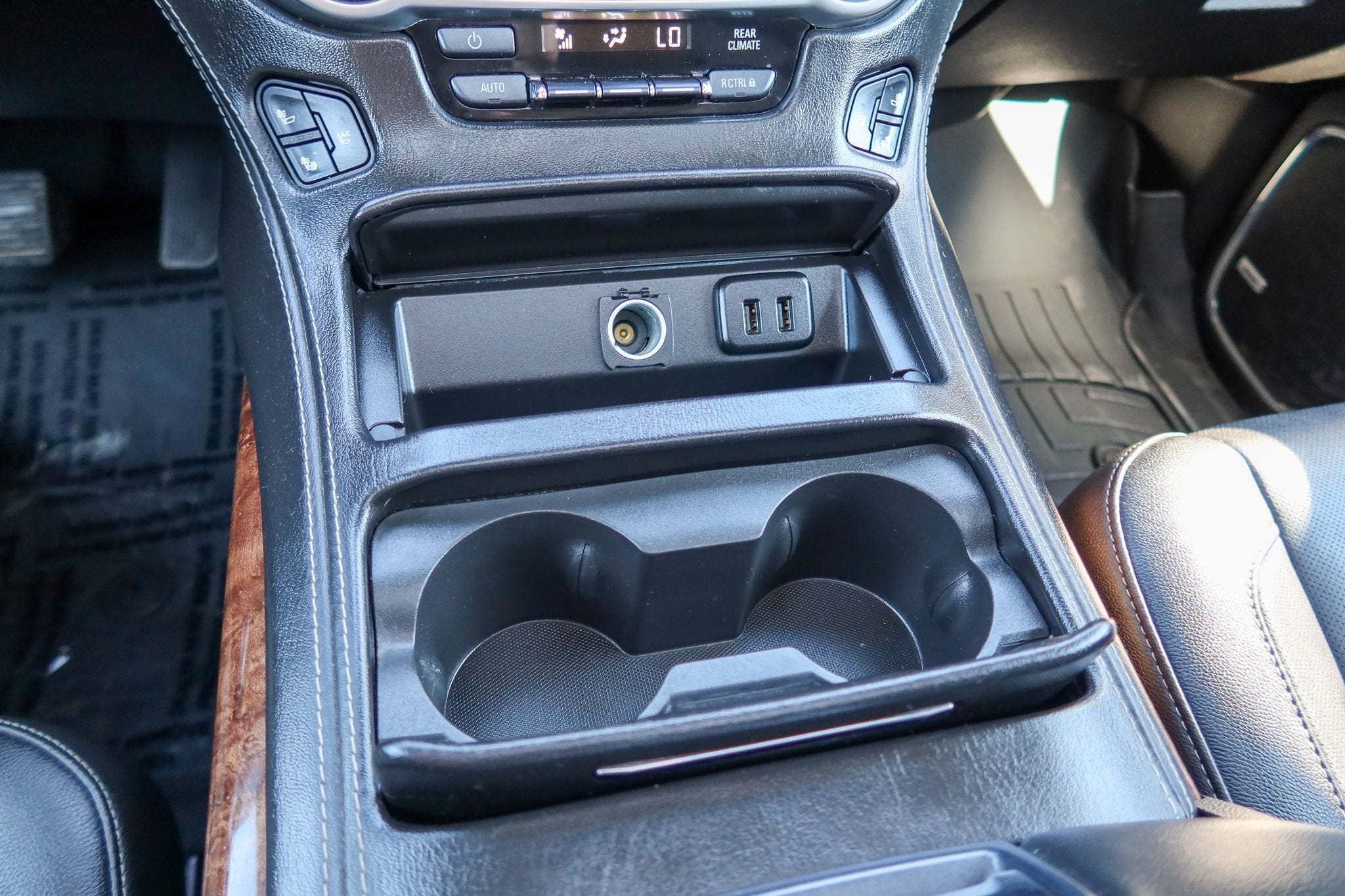 2016 Chevrolet Suburban LTZ