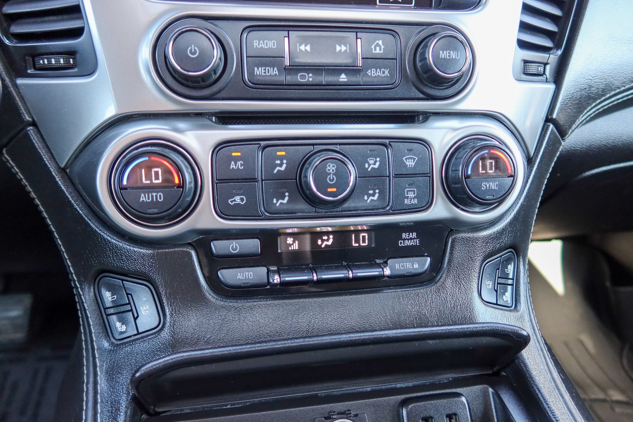 2016 Chevrolet Suburban LTZ