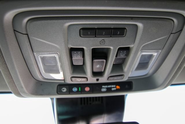 2025 GMC Sierra 3500 HD SLT