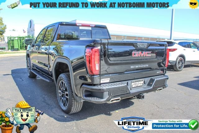 2023 GMC Sierra 1500 AT4