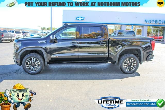 2023 GMC Sierra 1500 AT4