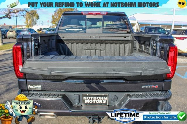 2023 GMC Sierra 1500 AT4