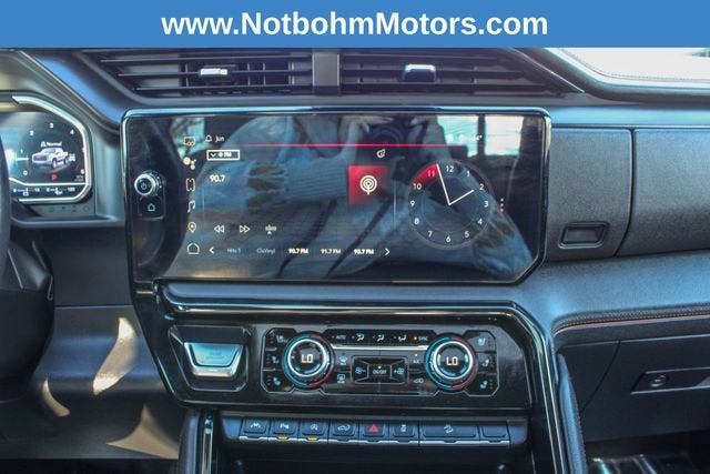 2023 GMC Sierra 1500 AT4