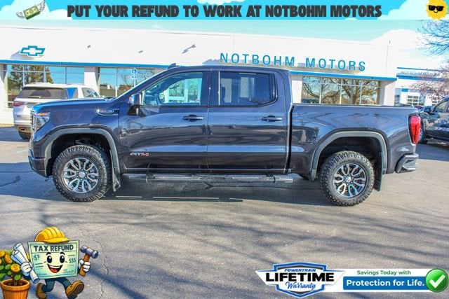 2023 GMC Sierra 1500 AT4