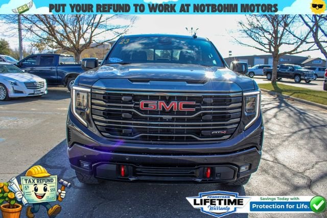 2023 GMC Sierra 1500 AT4