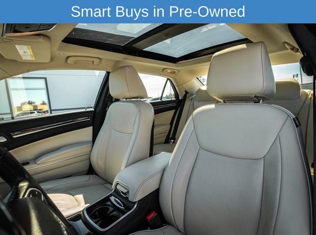 2017 Chrysler 300 300C