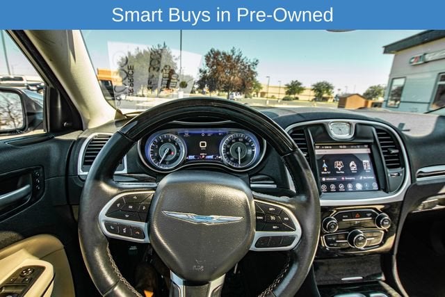 2017 Chrysler 300 300C