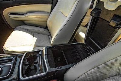 2017 Chrysler 300 300C