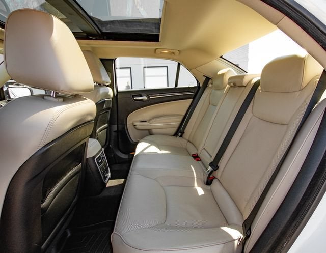 2017 Chrysler 300 300C