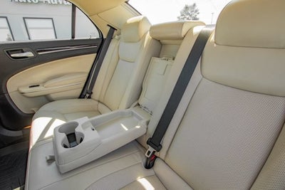 2017 Chrysler 300 300C