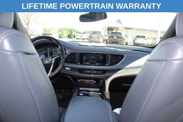 2023 Buick Enclave Essence