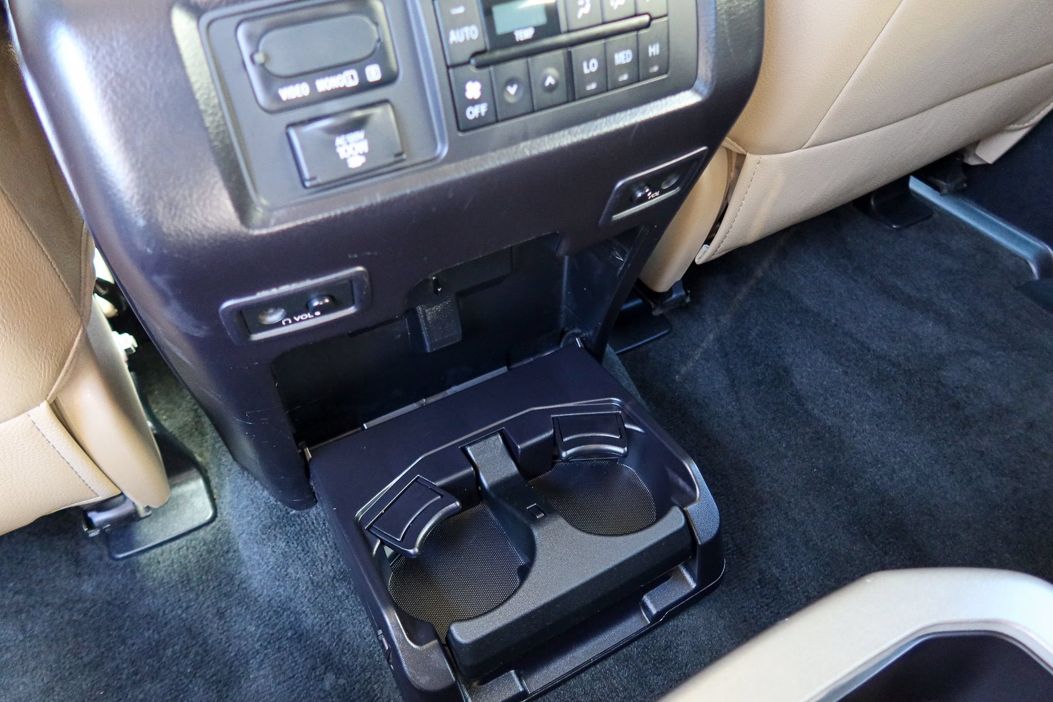 2015 Toyota Sequoia Platinum