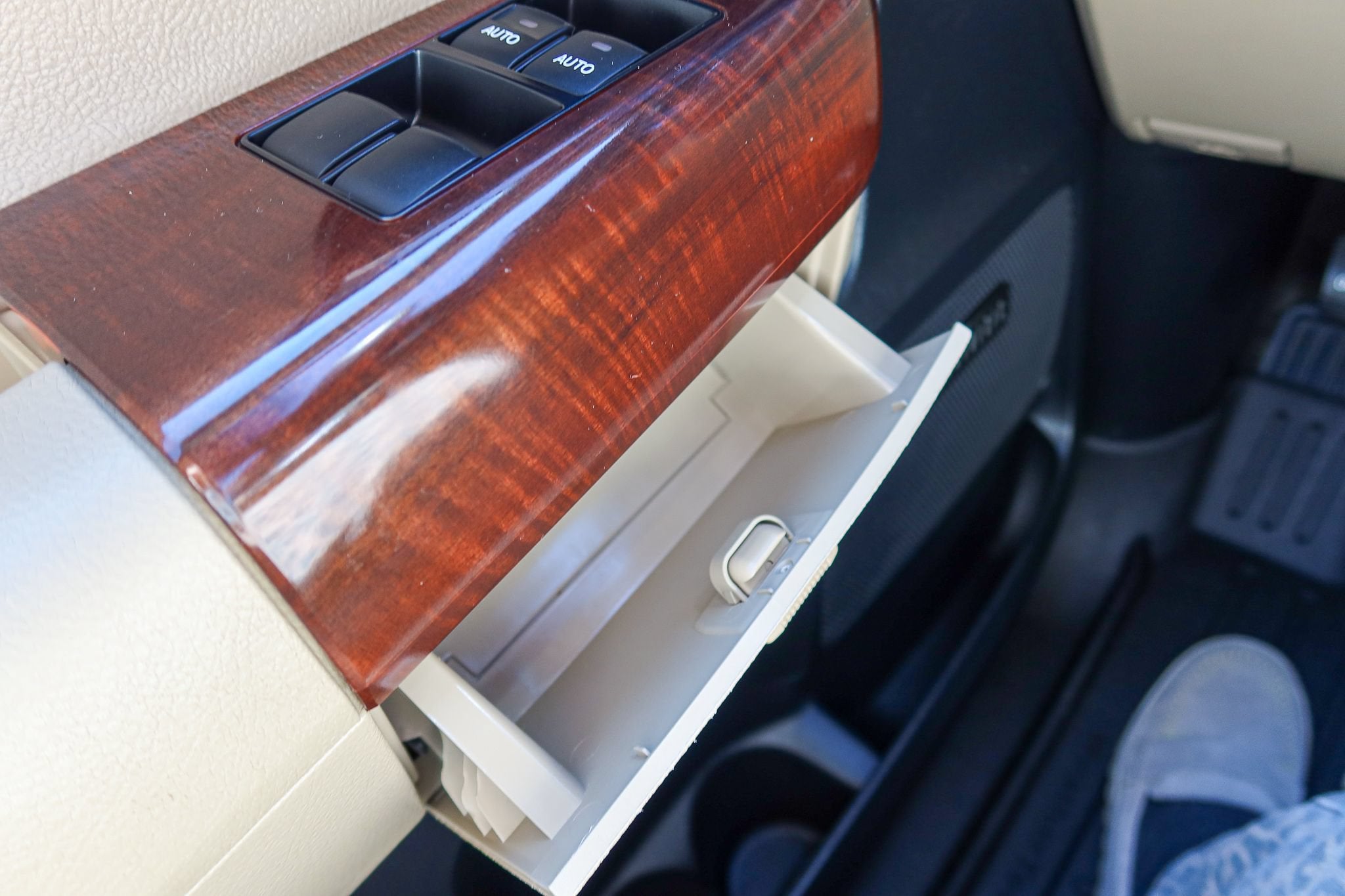 2015 Toyota Sequoia Platinum